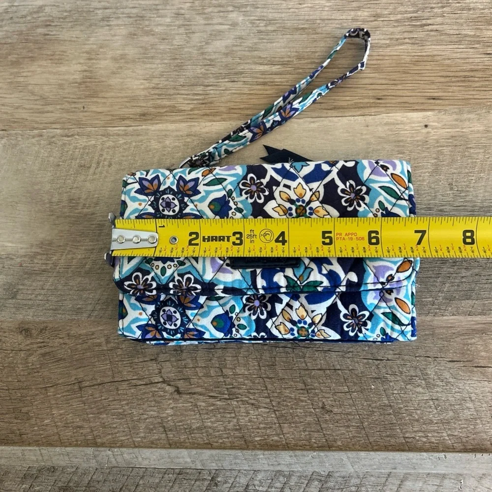 Vera Bradley RFID Wallet Crossbody‎ - Lisbon Medallion Cool Print Colorful